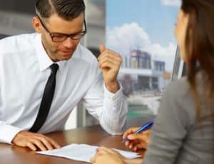 Read more about the article Notary Public for Small Businesses: Simplifying Paperwork