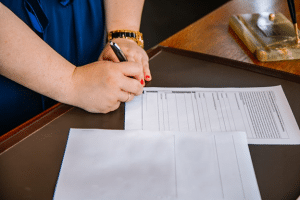 Read more about the article Qualities Of A Good Notary Public