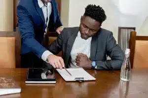 Read more about the article Why You Shouldn’t Sign Anything Without a Notary Public: Protect Yourself Today